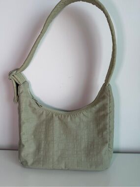 BAGGU Light Olive Shoulder Bag